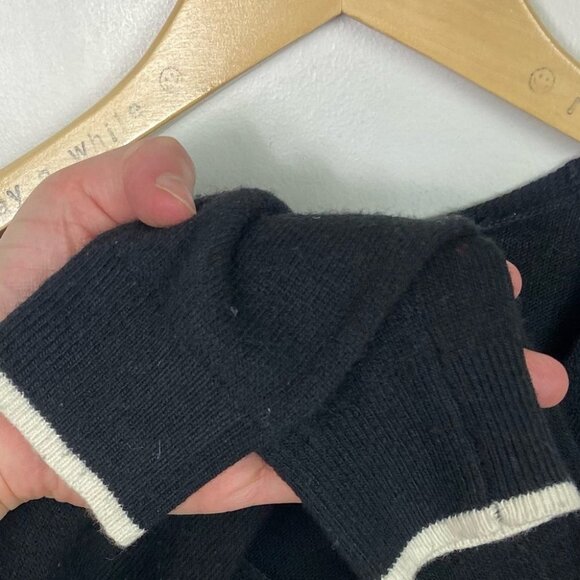 Banana Republic Cashmere Merino Wool Sweater Dress Black V-Neck White Trim XS‎ - Picture 6 of 14
